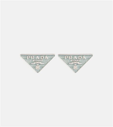 pendientes prada logo